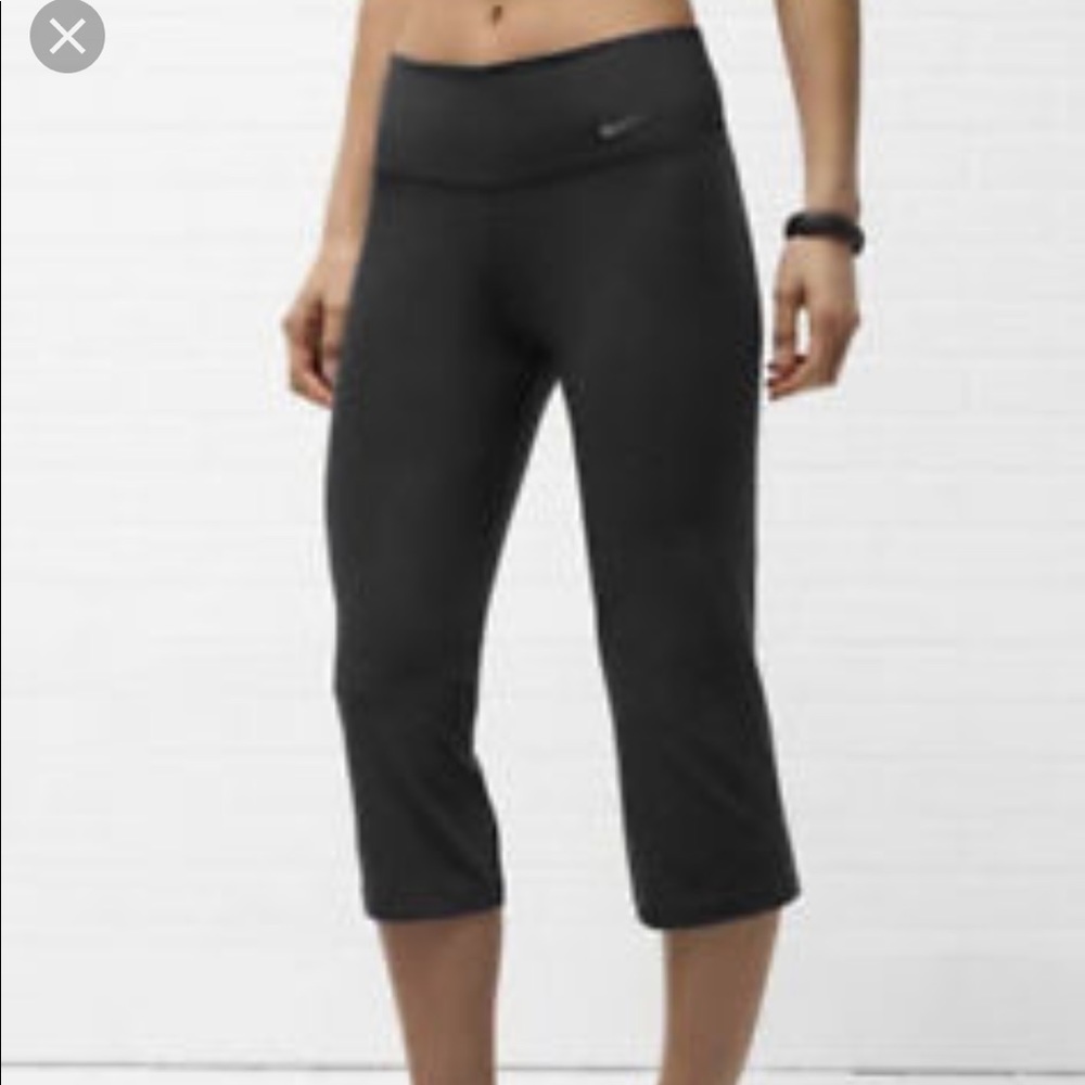 Nike Fit Dry Capris